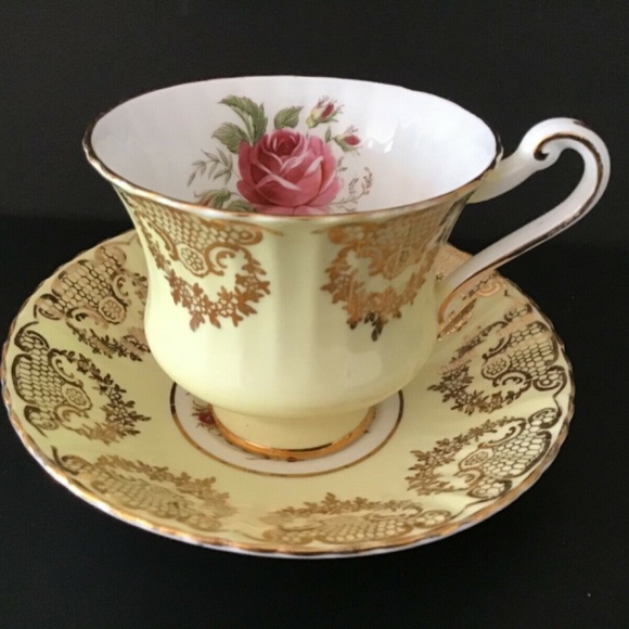 Paragon SAUCER & TEA CUP SET - Picture 5 of 8